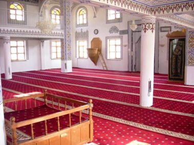 Yün Cami Halısı
